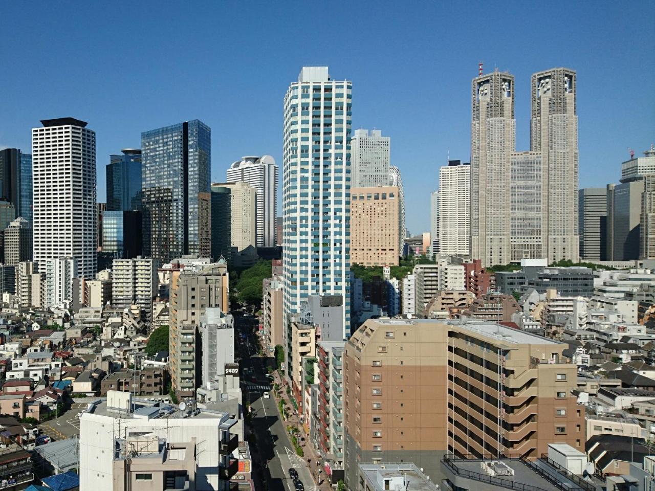 Apa & Nishishinjuku-gochome-eki Tower Hotell 3*
